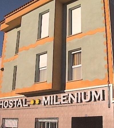 Hostal Milenium Els Monjos Exterior photo